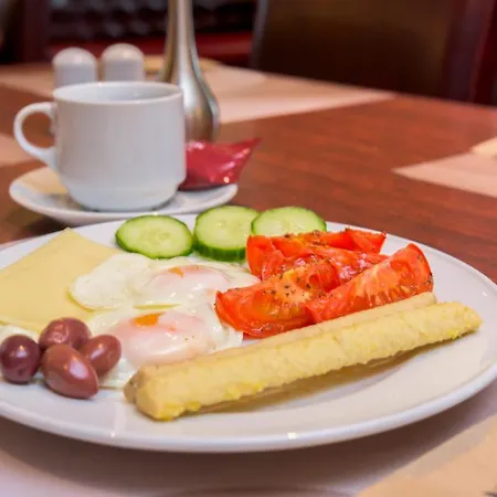 Avalon Airport Thessaloniki 4*