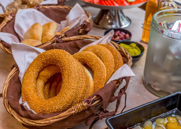 Avalon Airport Thessaloniki 4*