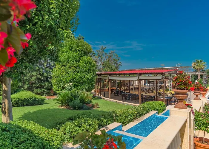 Avalon Airport Thessaloniki 4*